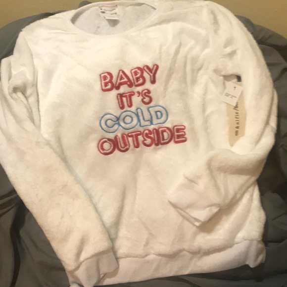 Super Soft Cold Outside PJ Set - Picture 4 of 6